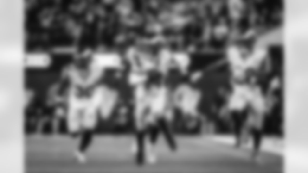 The Los Angeles Rams take on the Tampa Bay Buccaneers in week 12 of the 2025 NFL regular season.