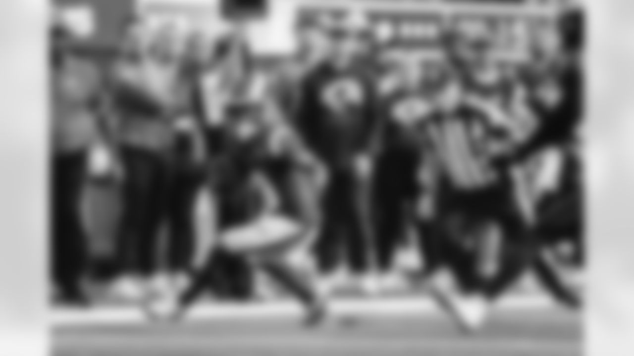 The Los Angeles Rams take on the New Orleans Saints in week 9 of the 2025 NFL regular season.