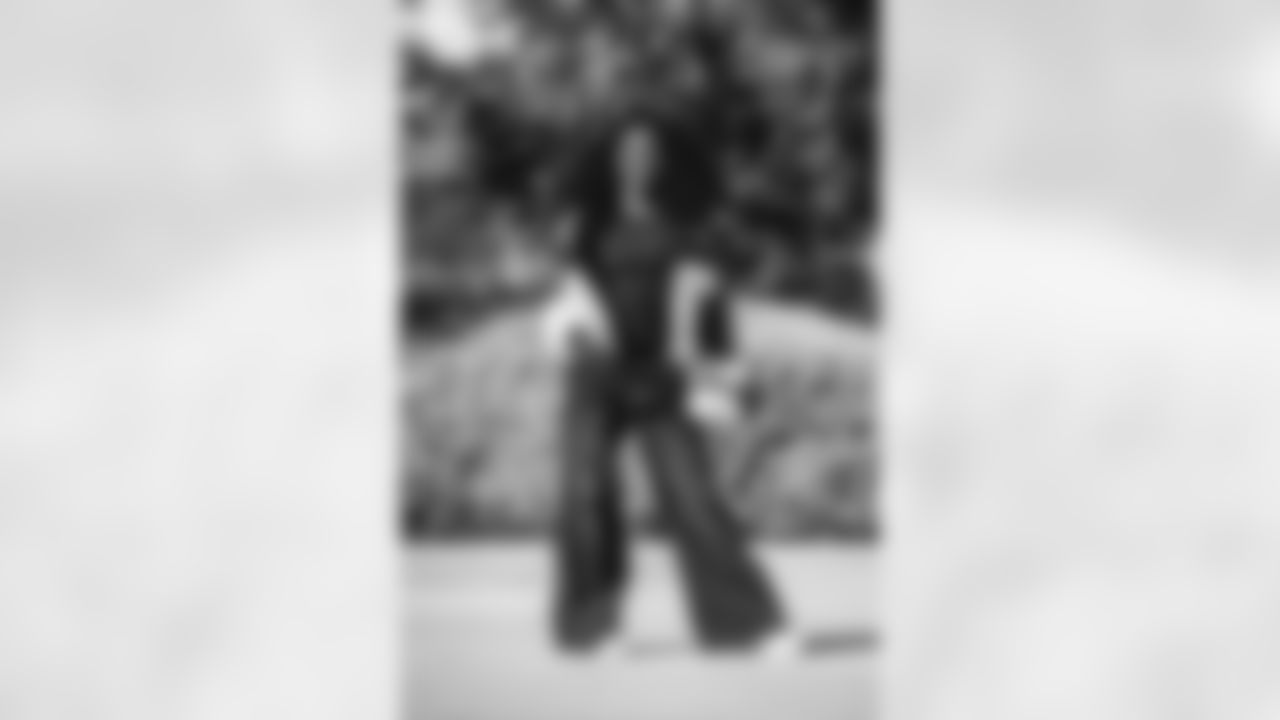 The Los Angeles Rams take on the Tampa Bay Buccaneers in week 12 of the 2025 NFL regular season.