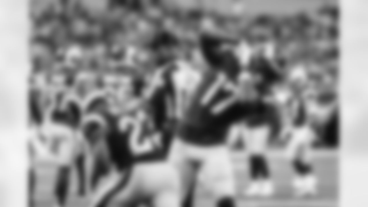 The Los Angeles Rams take on the New Orleans Saints in week 9 of the 2025 NFL regular season.