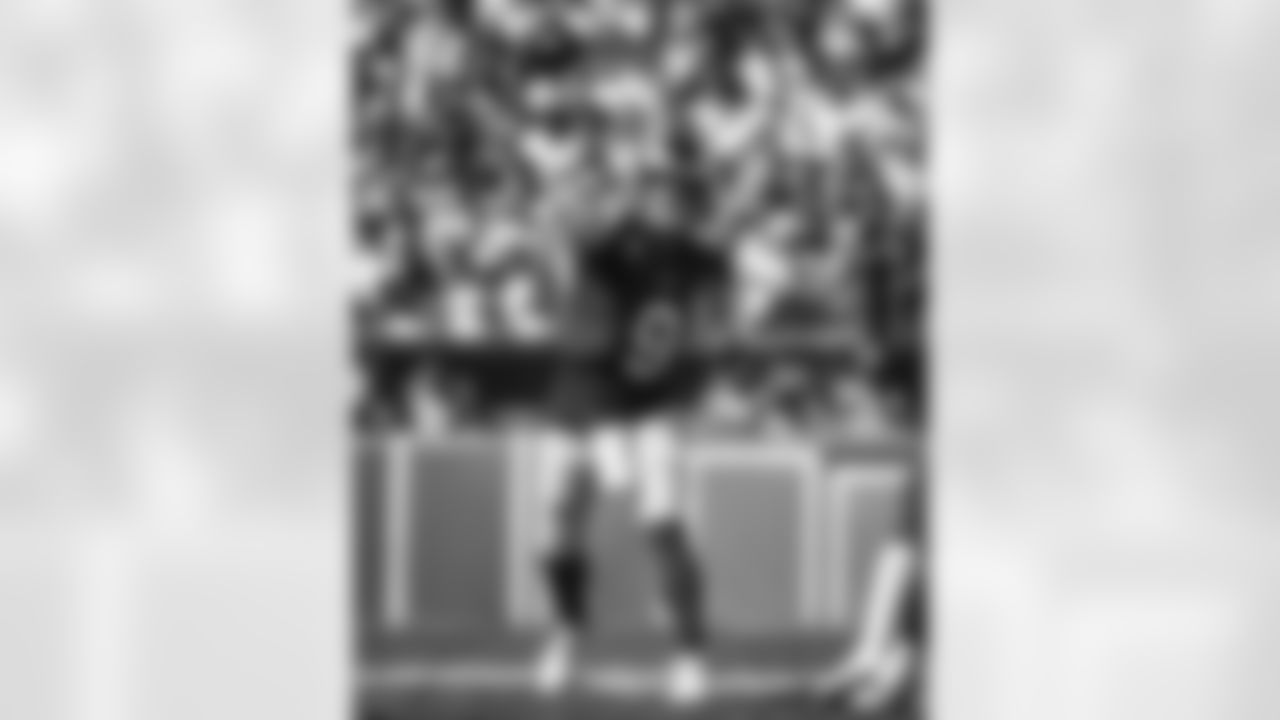 The Los Angeles Rams take on the Philadelphia Eagles in week 3 of the 2025 NFL regular season.