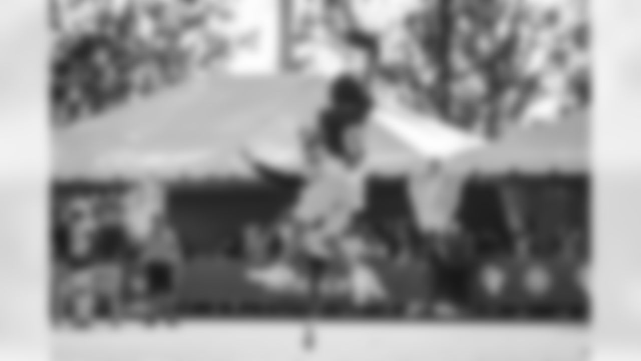E_TOW01538