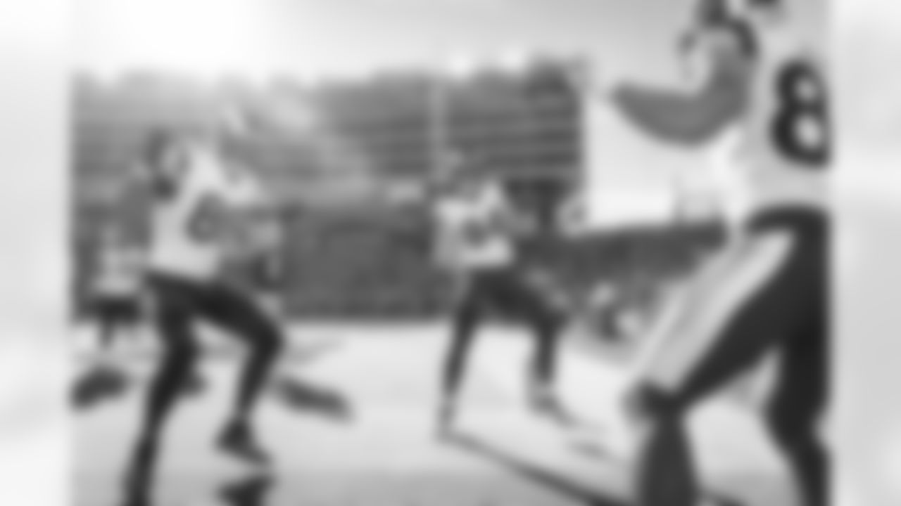 The Los Angeles Rams take on the San Francisco 49ers in week 9 of the 2025 NFL regular season.