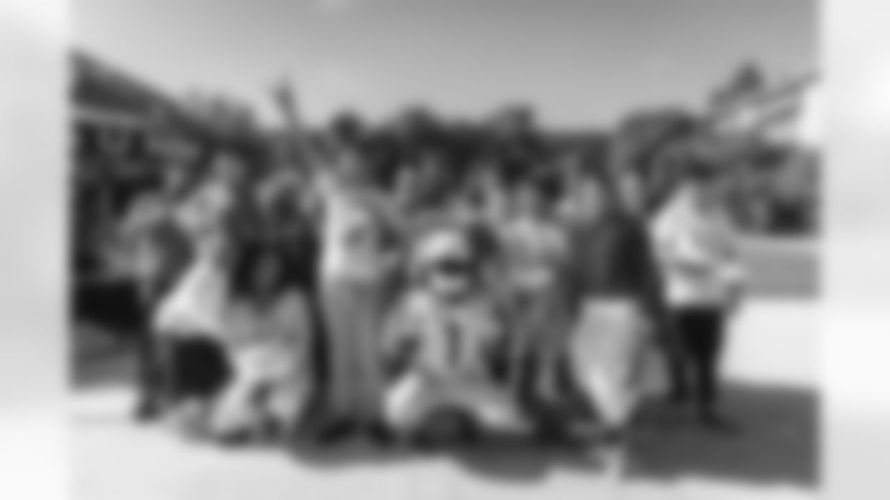 251219_Pacsun_Loads_Of_Love_RH_00024