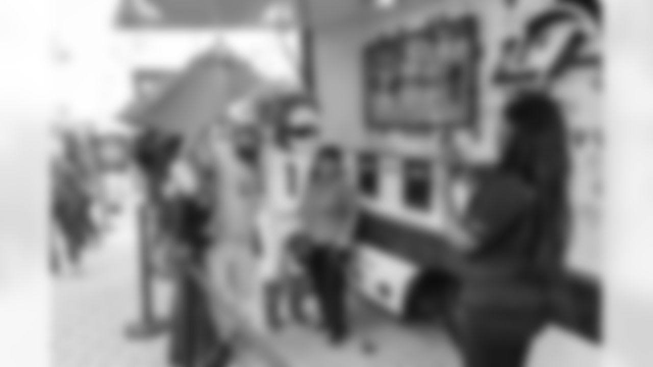 E_260124_Experiential_Plaoffs_Activation_RH_0035