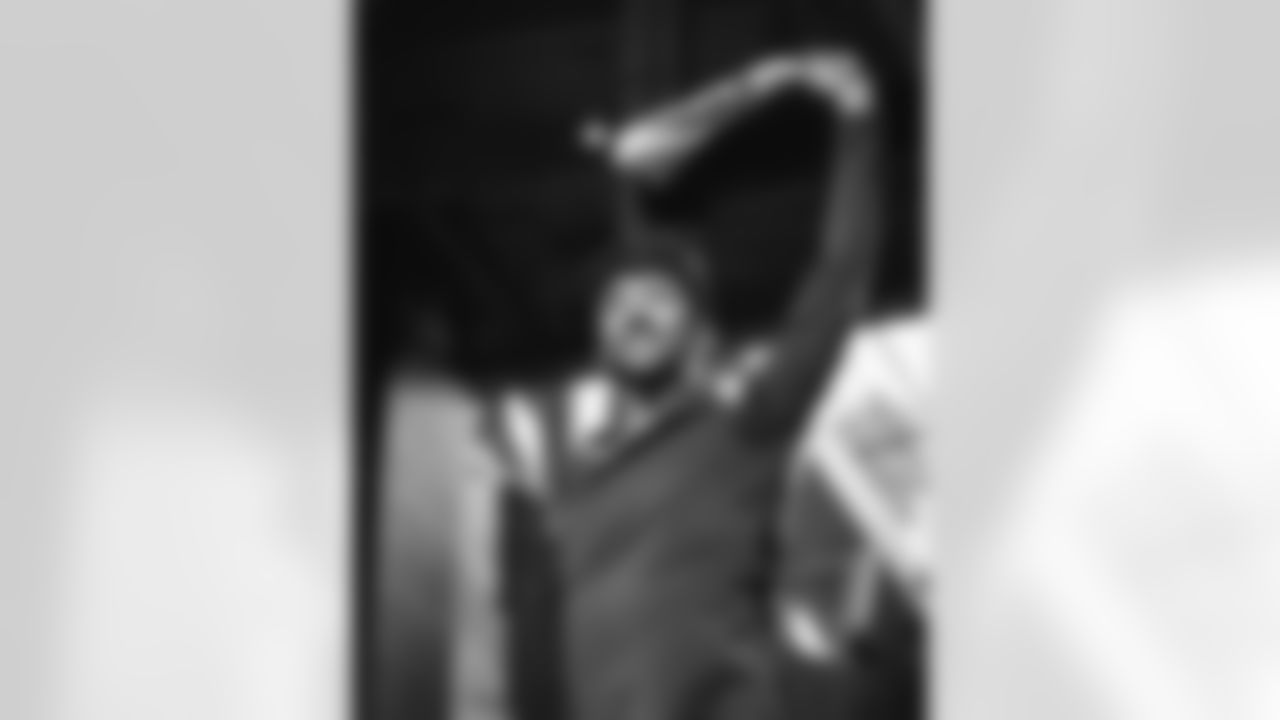 The Los Angeles Rams take on the Arizona Cardinals in week 18 of the 2025 NFL regular season.