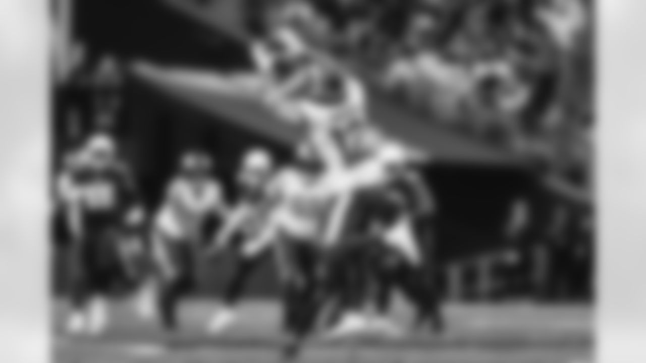 The Los Angeles Rams take on the Arizona Cardinals in week 14 of the 2025 NFL regular season.