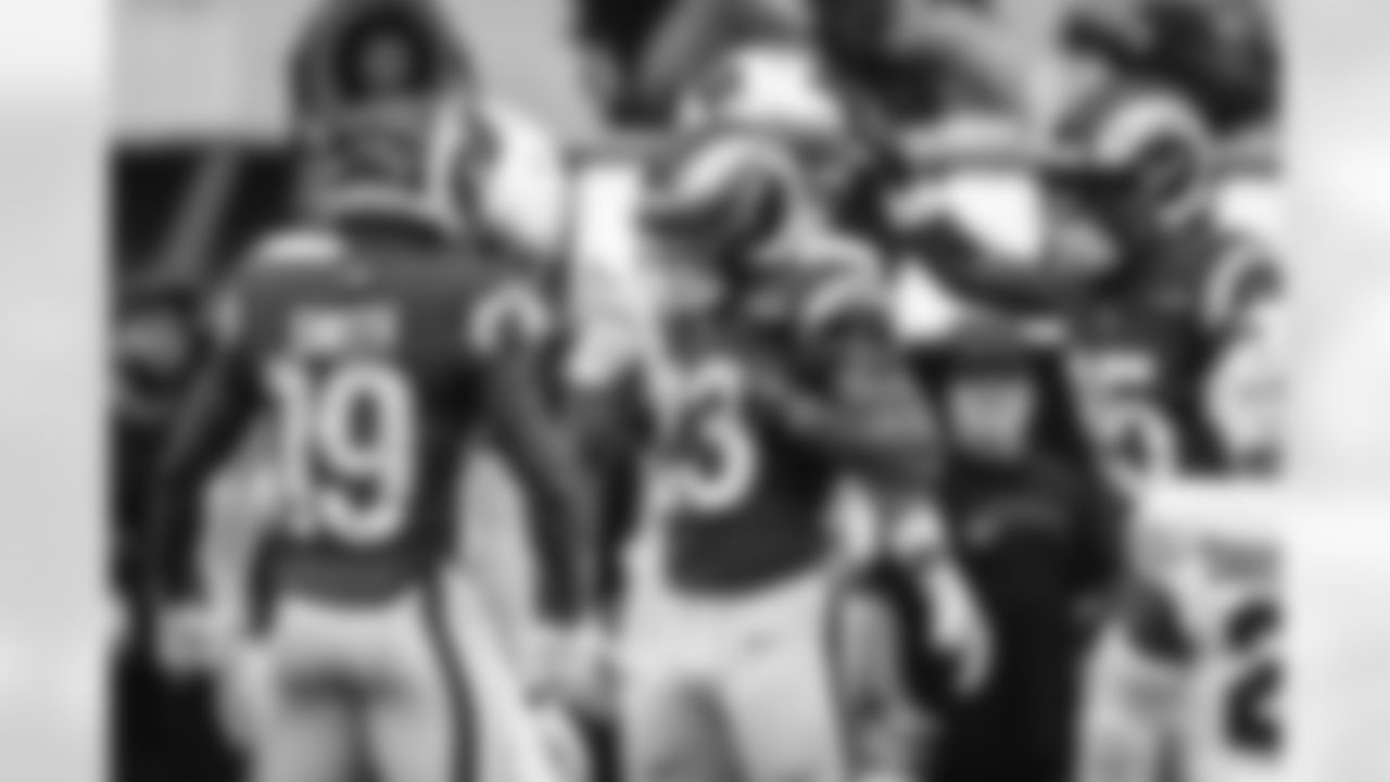 The Los Angeles Rams take on the Arizona Cardinals in week 18 of the 2025 NFL regular season.