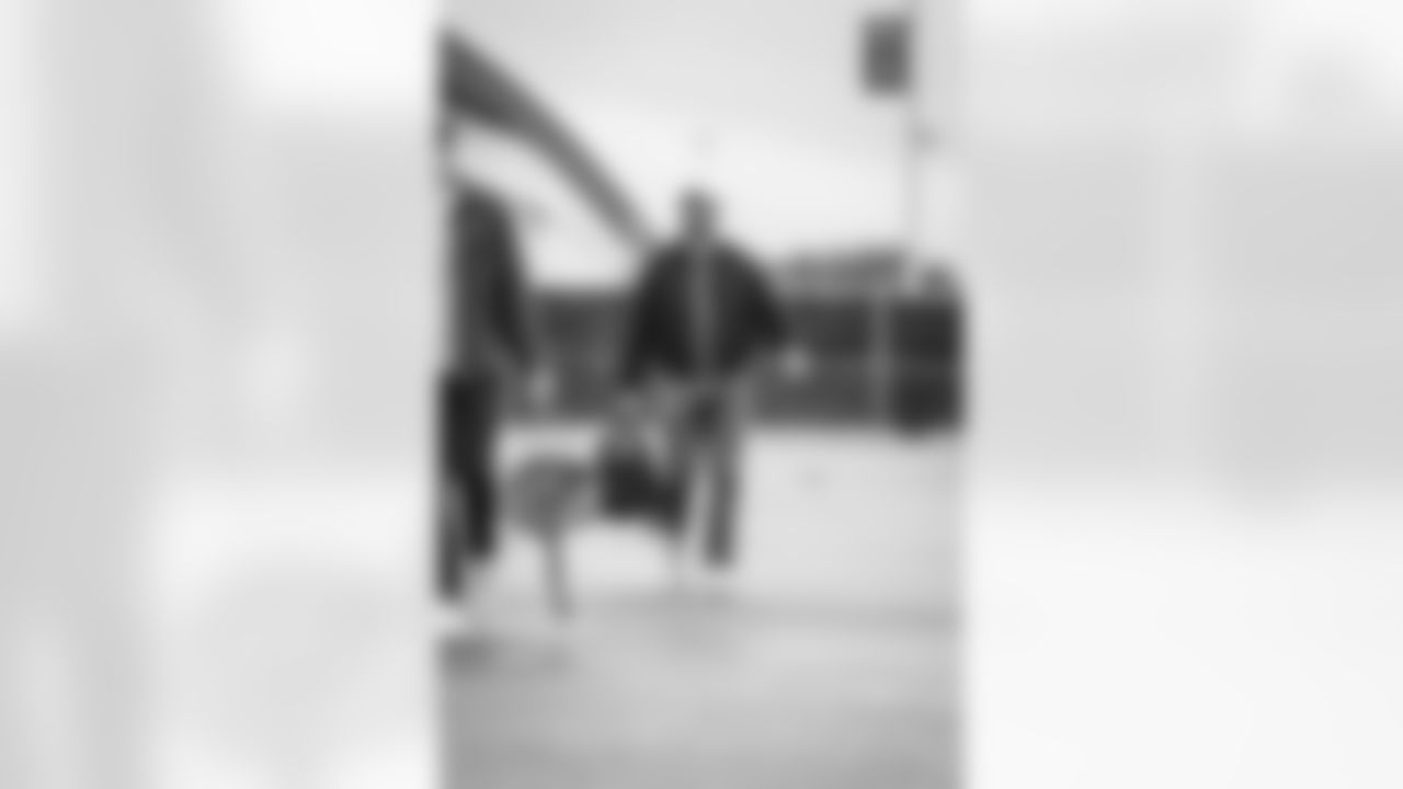 11 QB Jimmy Garoppolo arrives at SoFi Stadium for today's game vs. the Cardinals