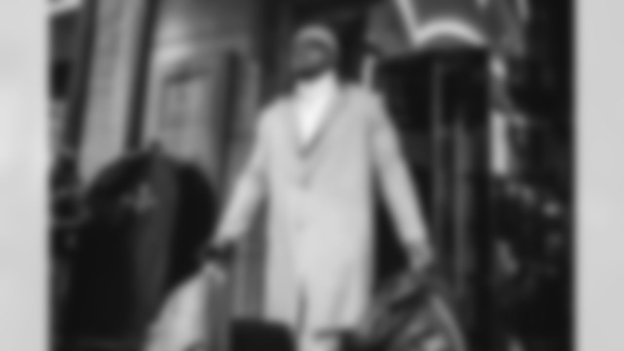 57 DL Ty Hamilton travels to Soldier Field for divisional playoff game vs. Bears