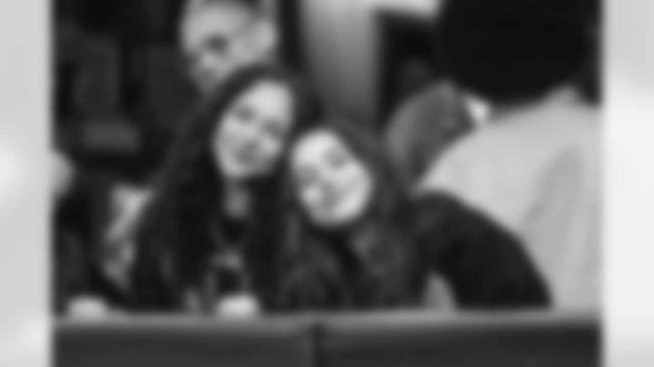 The Los Angeles Rams take on the Detroit Lions in week 15 of the 2025 NFL regular season.