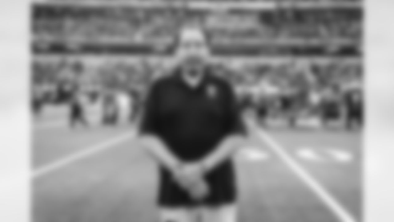 The Los Angeles Rams take on the New Orleans Saints in week 9 of the 2025 NFL regular season.