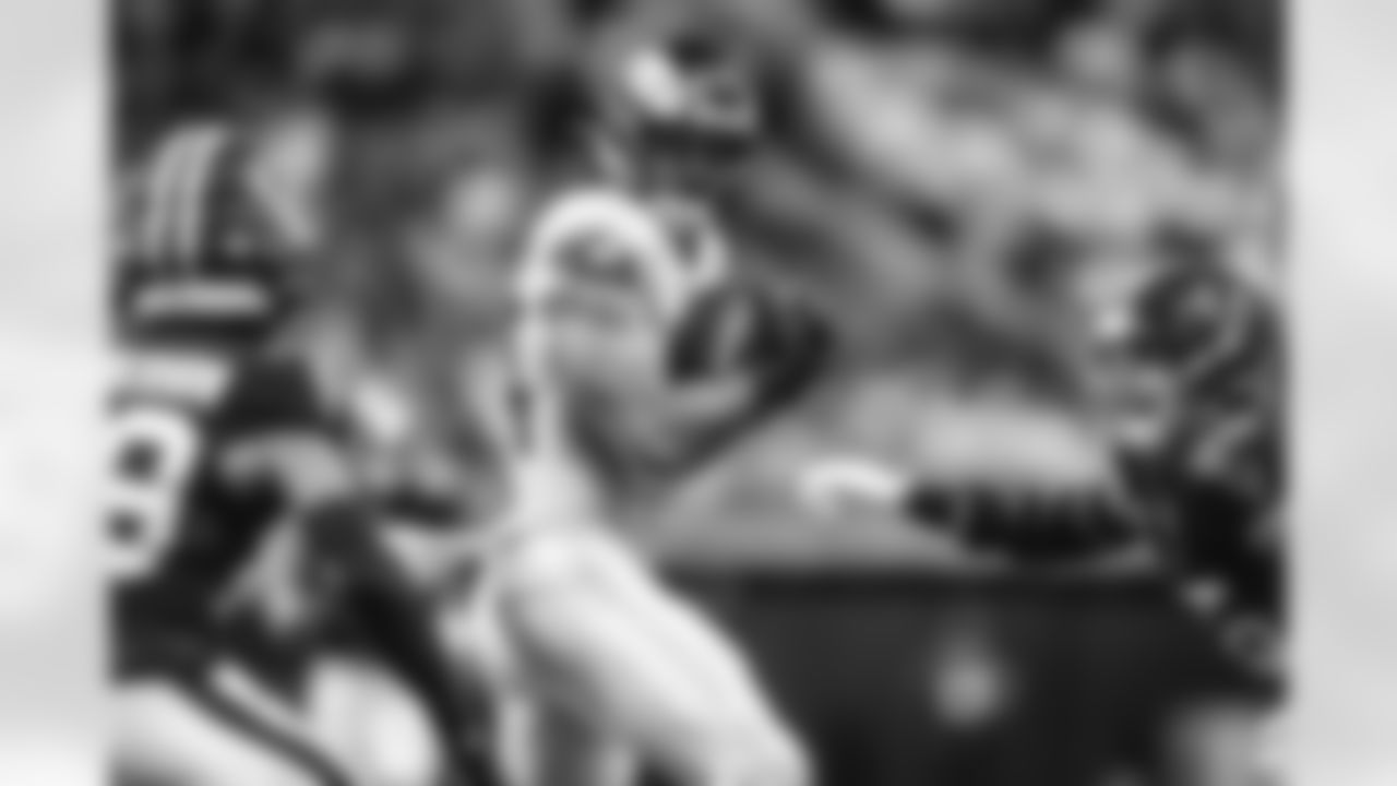 The Los Angeles Rams take on the Atlanta Falcons in week 17 of the 2025 NFL regular season.