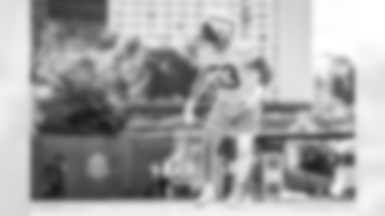 E_260101_Regular_Season_Week18_Practice_BT_010220107