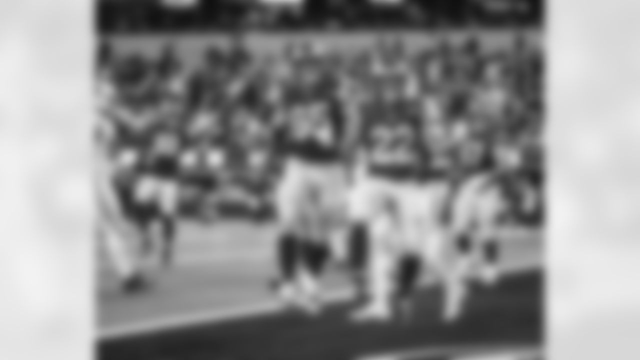 The Los Angeles Rams take on the Arizona Cardinals in week 18 of the 2025 NFL regular season.