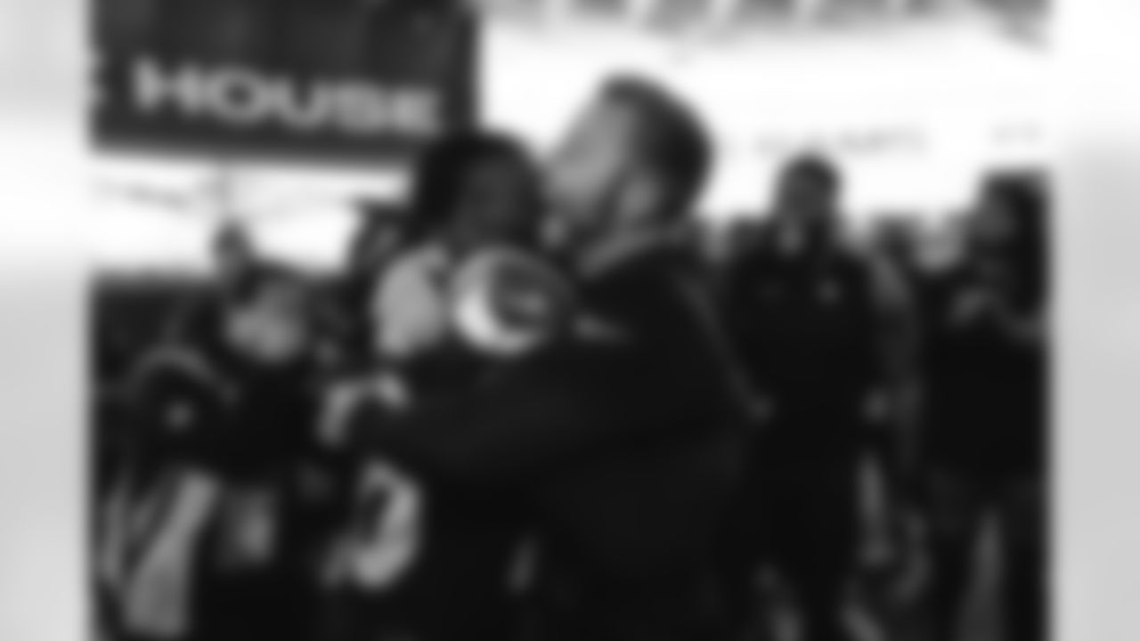 The Los Angeles Rams take on the Seattle Seahawks in week 11 of the 2025 NFL regular season.