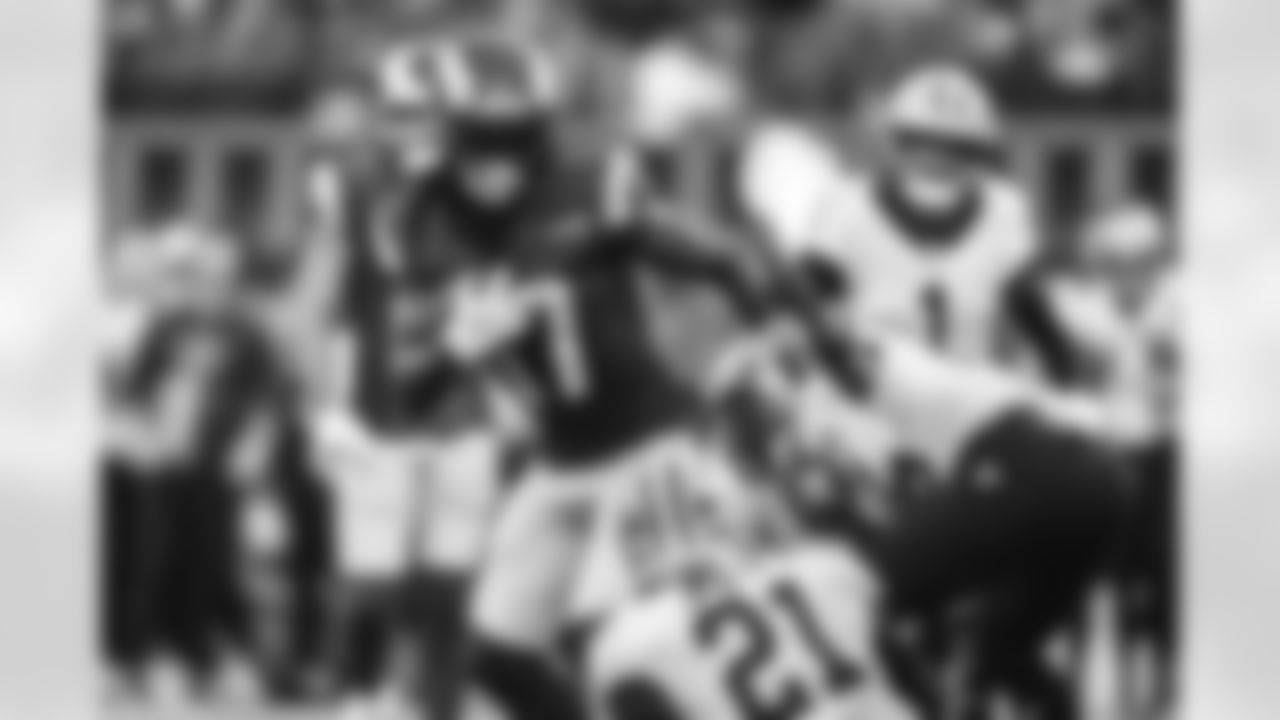 The Los Angeles Rams take on the New Orleans Saints in week 9 of the 2025 NFL regular season.