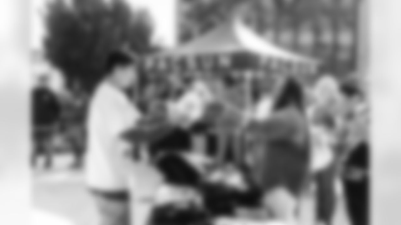 251219_Pacsun_Loads_Of_Love_RH_00131