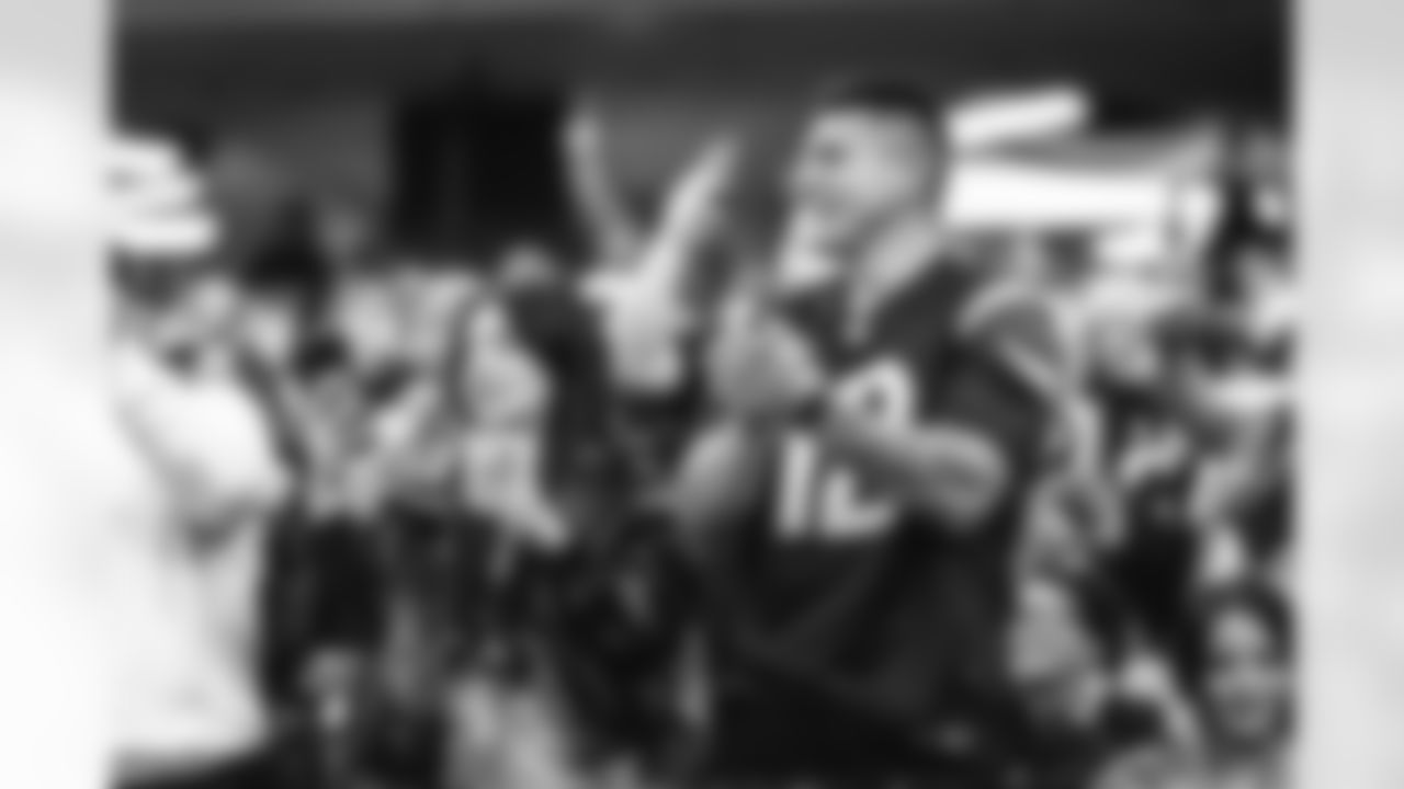 E_260104_Rams_vs_Cardinals_TE_490