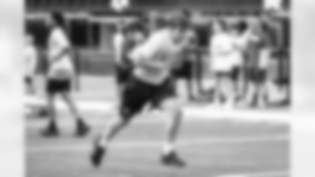 E_250809_Pregame_Youth_ClinicHY0014