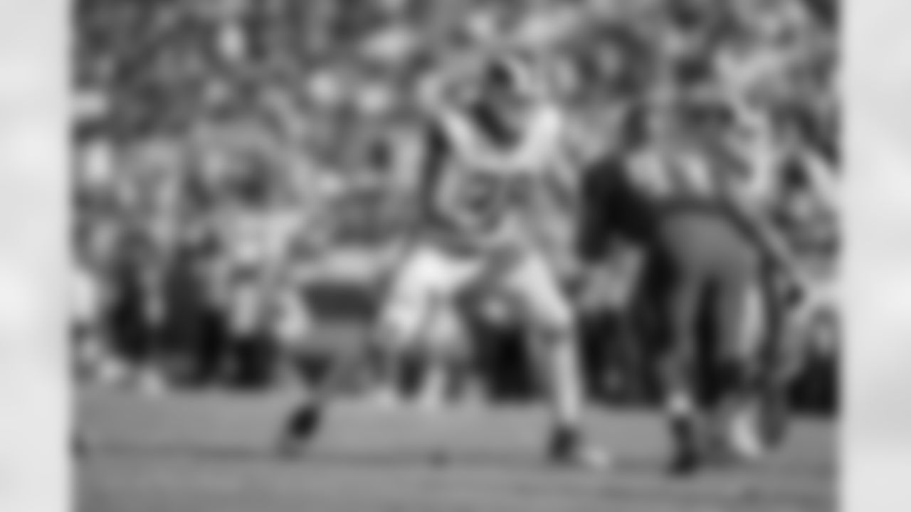 Tackle (79) Rob Havenstein of the Los Angeles Rams blocks against the Tampa Bay Buccaneers during the Rams 40-55 loss to the Buccaneers in an NFL Week 4 football game, Sunday, September 29, 2019, in Los Angeles, CA. (Jeff Lewis/Rams)