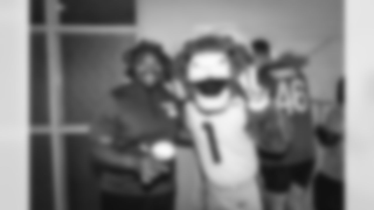 E_250606_1123_City_Year_Beautification_21484