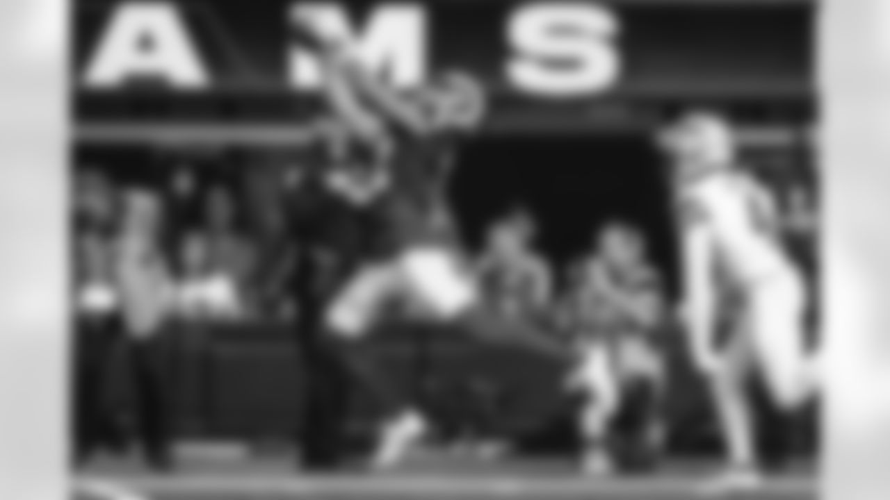 The Los Angeles Rams take on the Detroit Lions in week 15 of the 2025 NFL regular season.