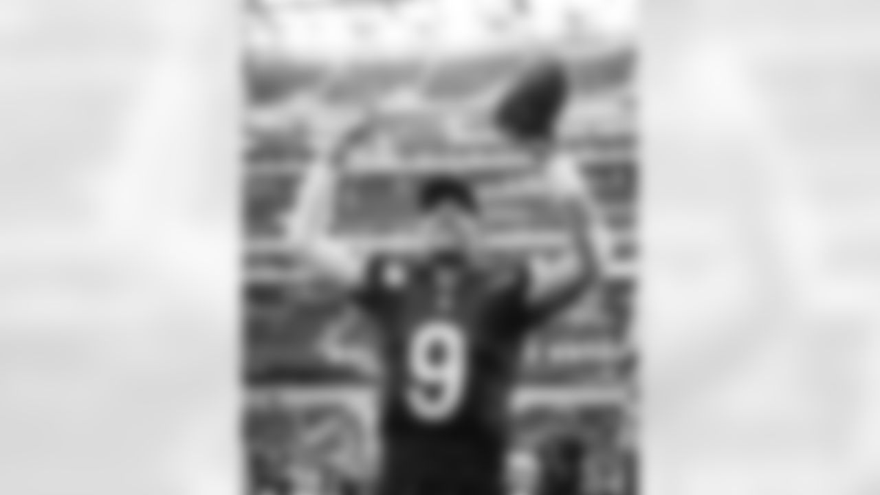 The Los Angeles Rams take on the New Orleans Saints in week 9 of the 2025 NFL regular season.