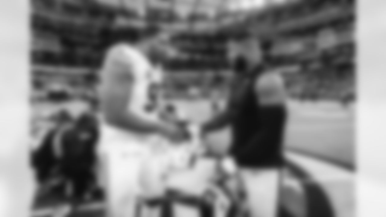 The Los Angeles Rams take on the Arizona Cardinals in week 18 of the 2025 NFL regular season.