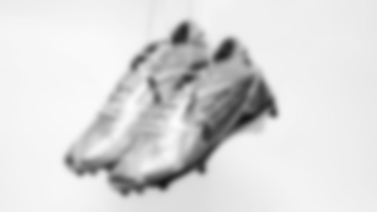 DE Tyler Davis | The Kids Mental Health Foundation