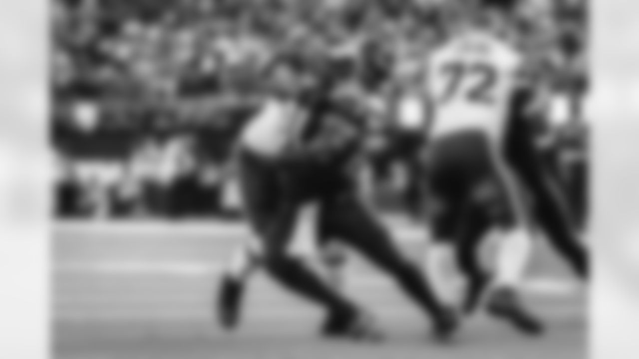 The Los Angeles Rams take on the Seattle Seahawks in week 11 of the 2025 NFL regular season.