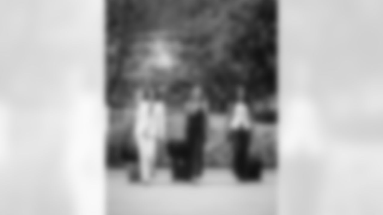 The Los Angeles Rams take on the Detroit Lions in week 15 of the 2025 NFL regular season.