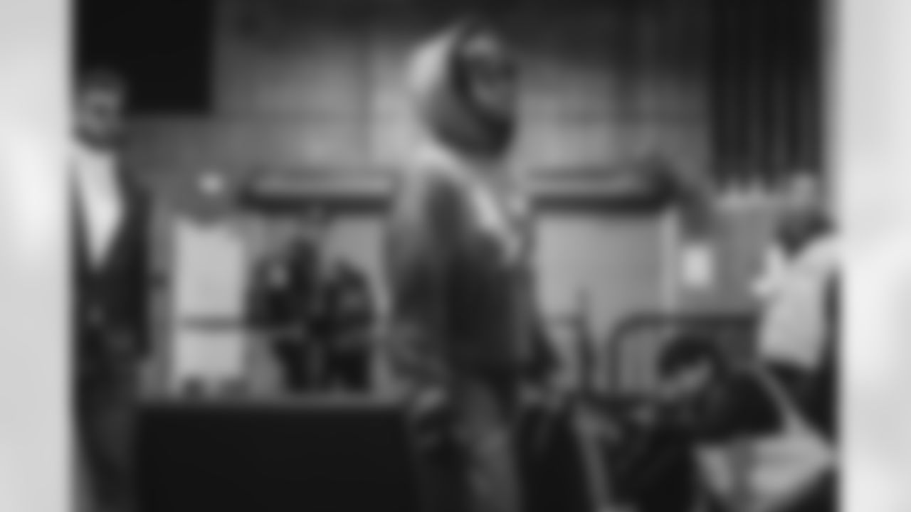 36 CB Derion Kendrick arrives at Lumen Field for Thursday Night Football vs. the Seahawks