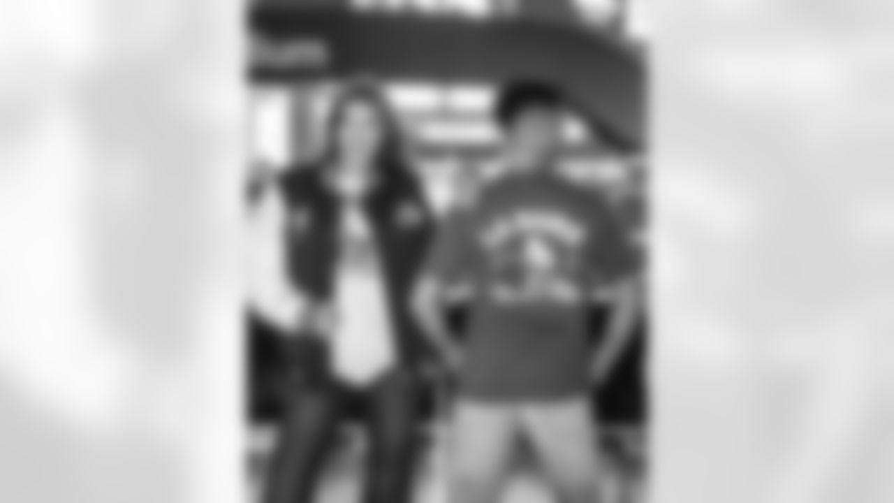 The Los Angeles Rams take on the Arizona Cardinals in week 18 of the 2025 NFL regular season.