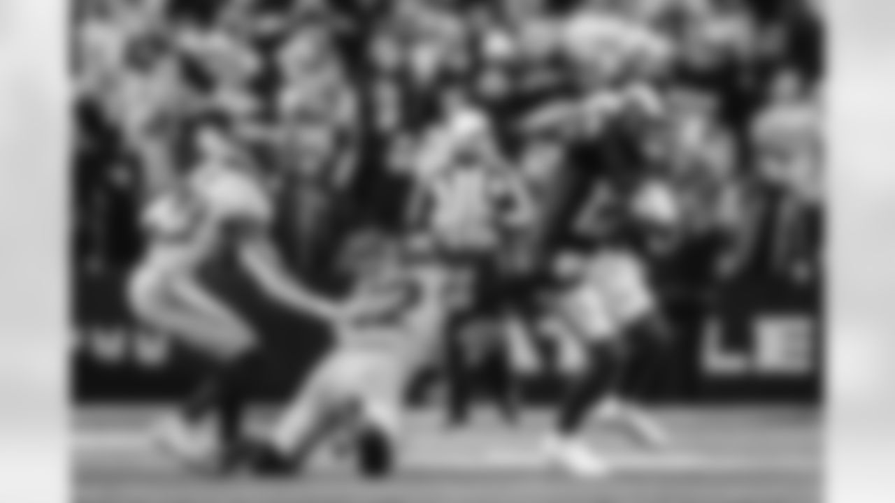 The Los Angeles Rams take on the Seattle Seahawks in week 16 of the 2025 NFL regular season.