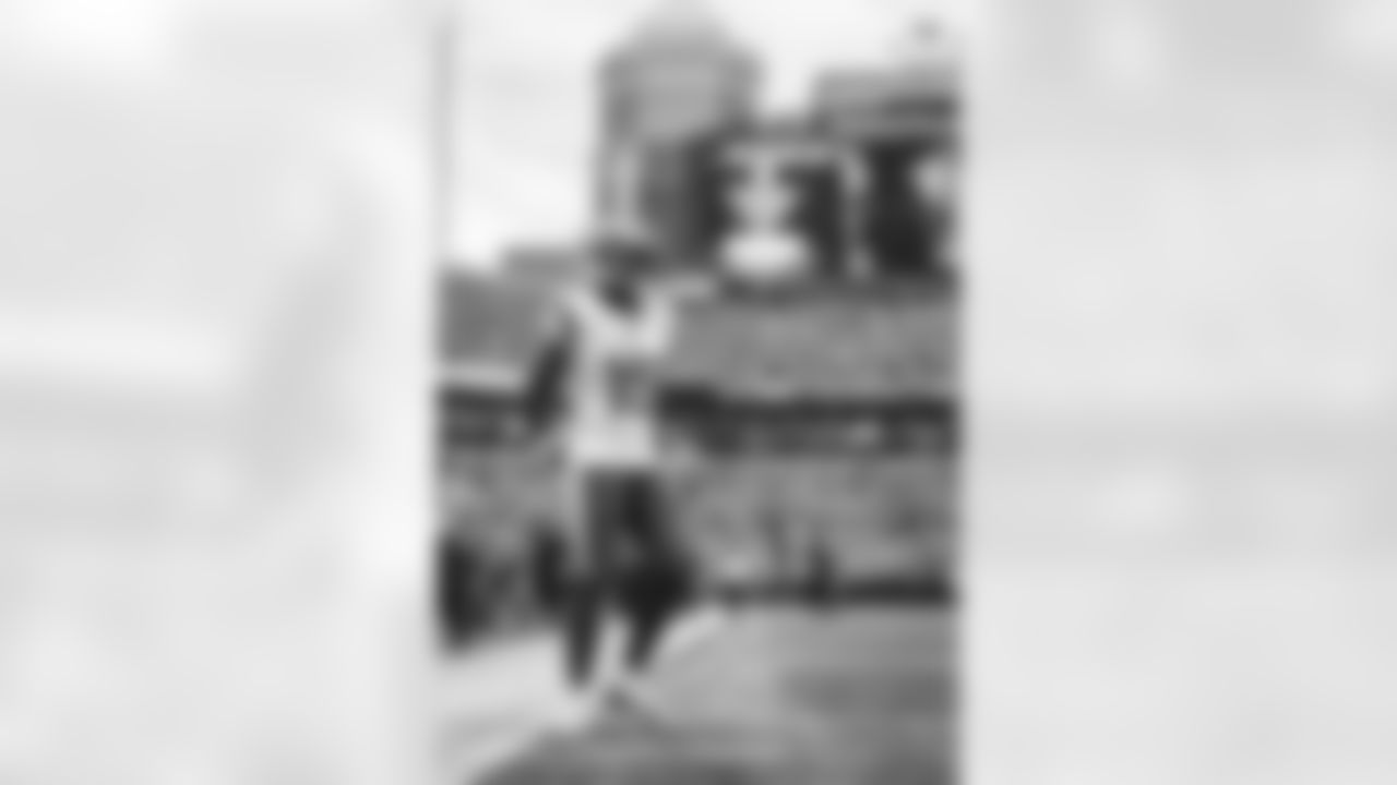 The Los Angeles Rams take on the Carolina Panthers in the wild card round of the 2025 NFL post season.