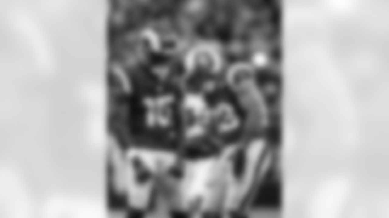 The Los Angeles Rams take on the Arizona Cardinals in week 18 of the 2025 NFL regular season.