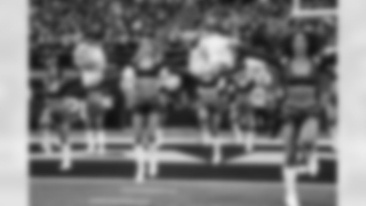 The Los Angeles Rams take on the Detroit Lions in week 15 of the 2025 NFL regular season.