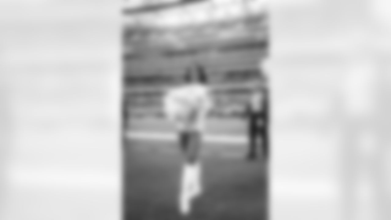 The Los Angeles Rams take on the New Orleans Saints in week 9 of the 2025 NFL regular season.