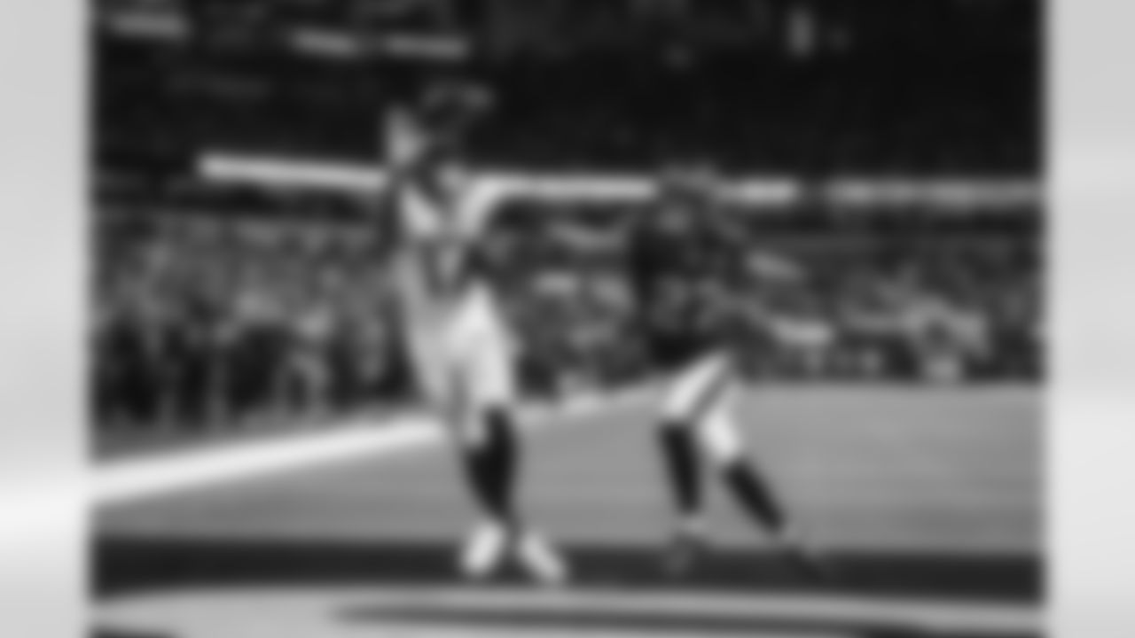 The Los Angeles Rams take on the Tampa Bay Buccaneers in week 12 of the 2025 NFL regular season.