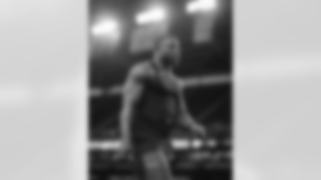 The Los Angeles Rams take on the Seattle Seahawks in week 16 of the 2025 NFL regular season.