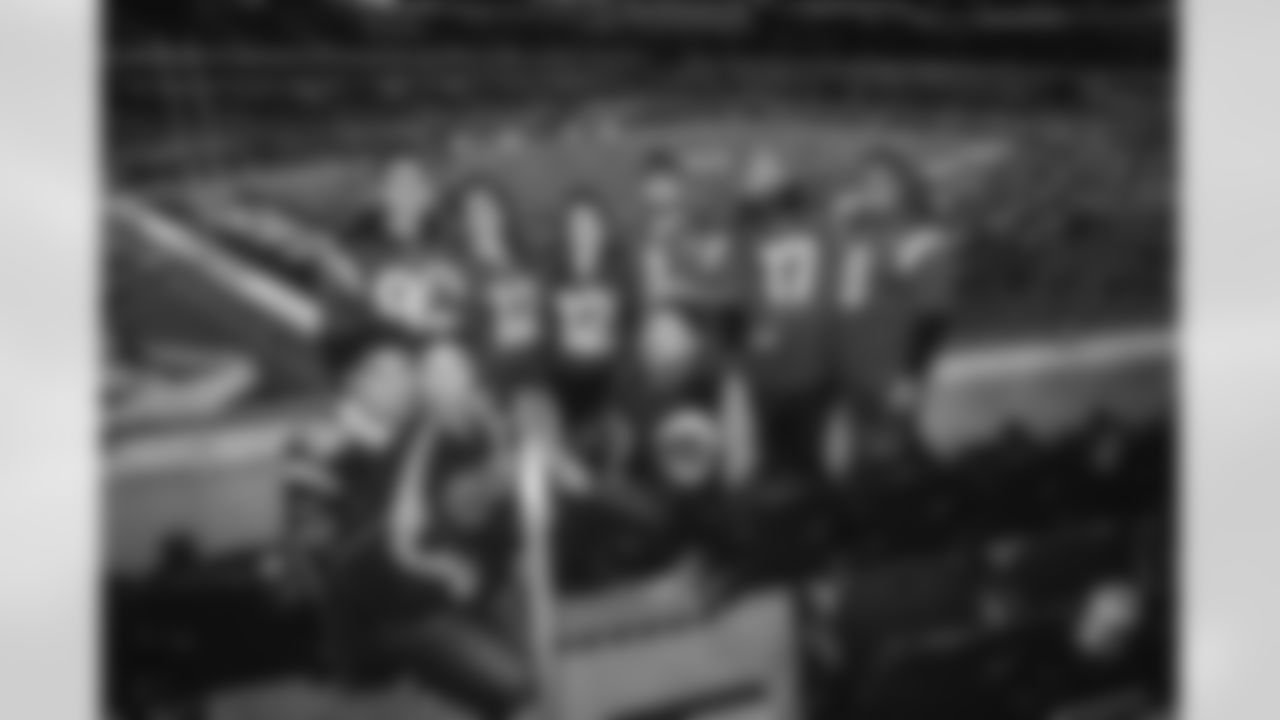 The Los Angeles Rams take on the Arizona Cardinals in week 18 of the 2025 NFL regular season.