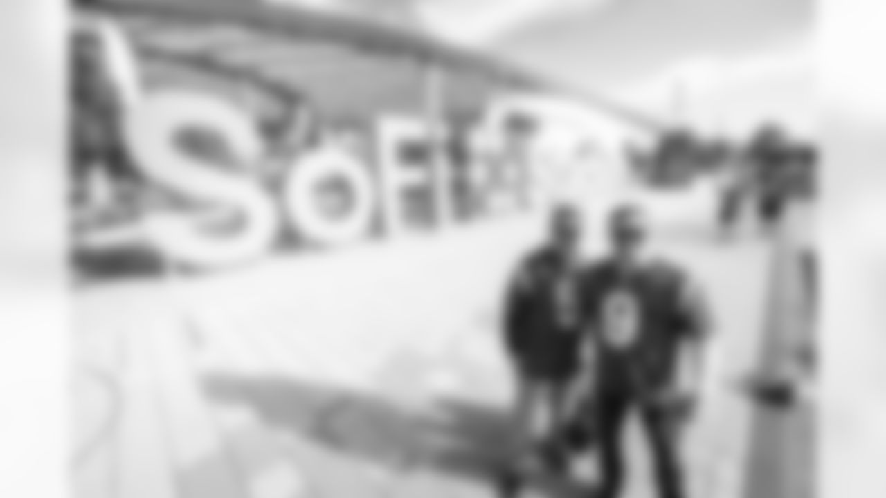 The Los Angeles Rams take on the Detroit Lions in week 15 of the 2025 NFL regular season.