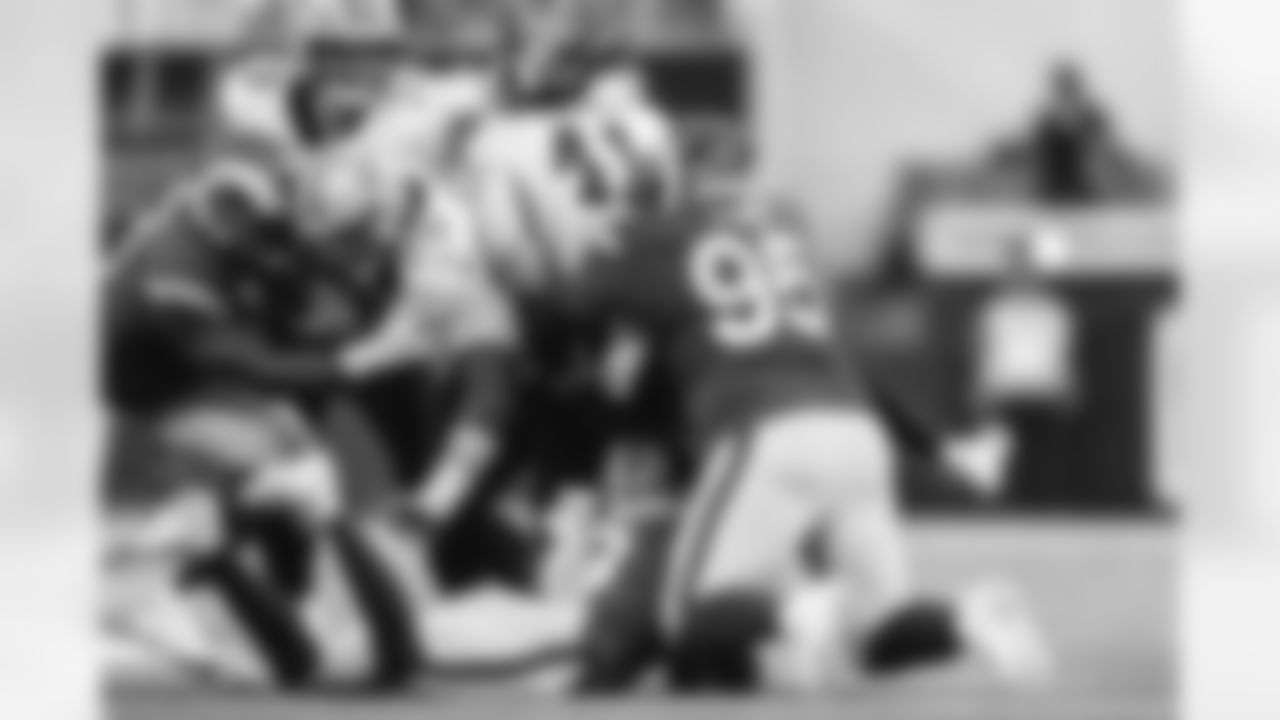 The Los Angeles Rams take on the New Orleans Saints in week 9 of the 2025 NFL regular season.