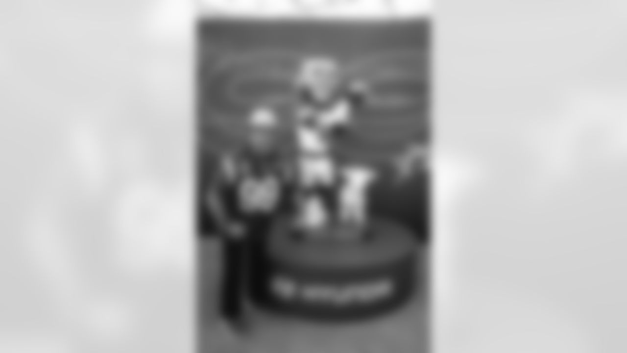 The Los Angeles Rams take on the Tampa Bay Buccaneers in week 12 of the 2025 NFL regular season.