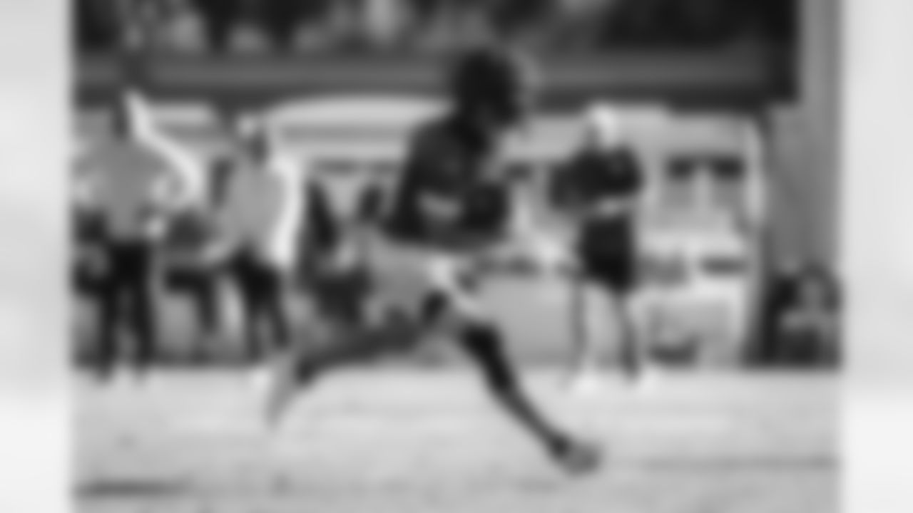 251008_Regular_Season_W5_Practice_AD_1811