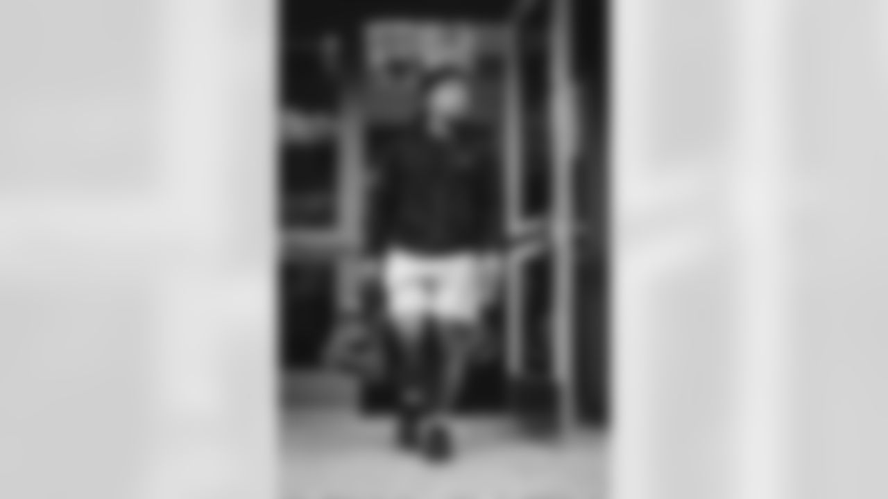 20 RB Ronnie Rivers travels to State Farm Stadium for today's game against the Cardinals