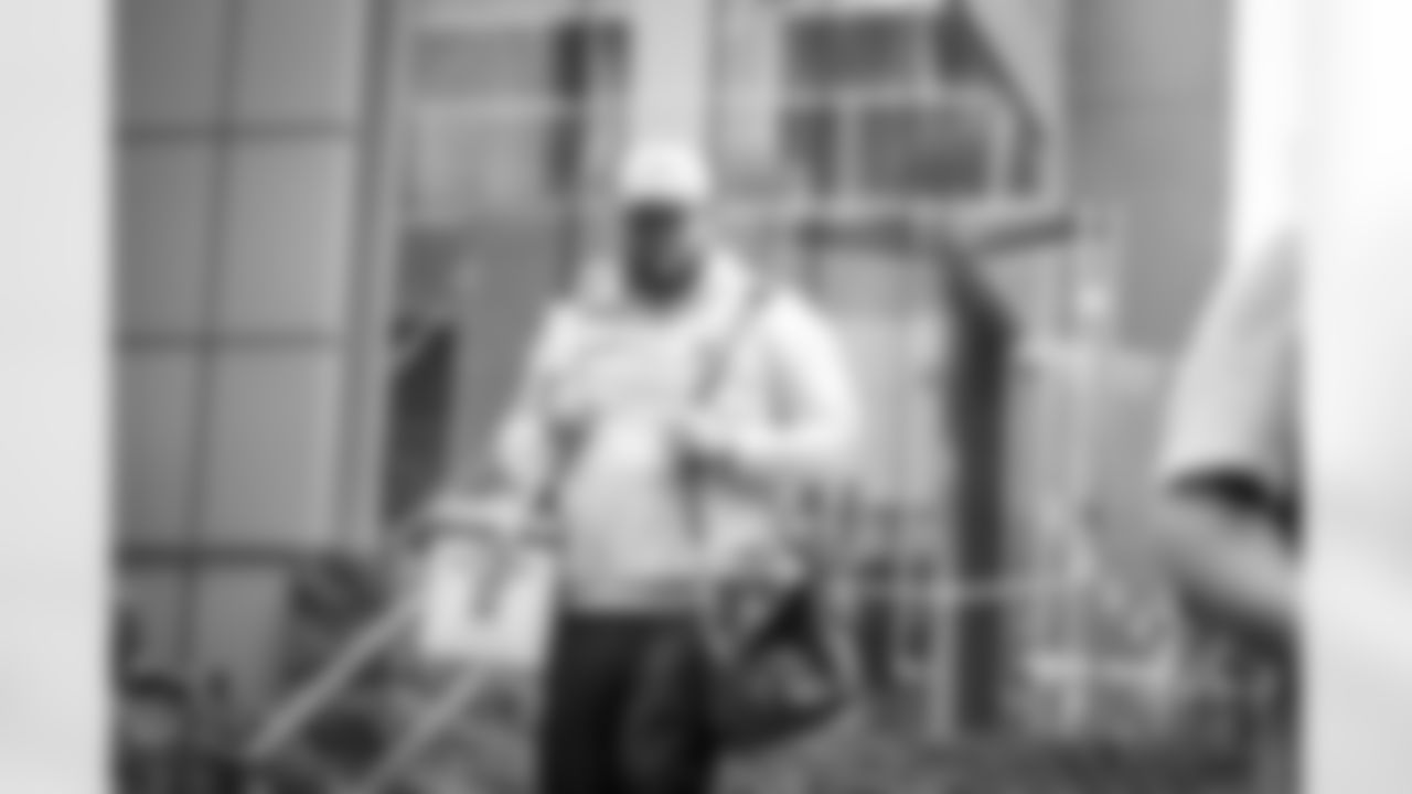 50 OL Beaux Limmer travels to Bank of America Stadium for Week 13 matchup vs. Panthers