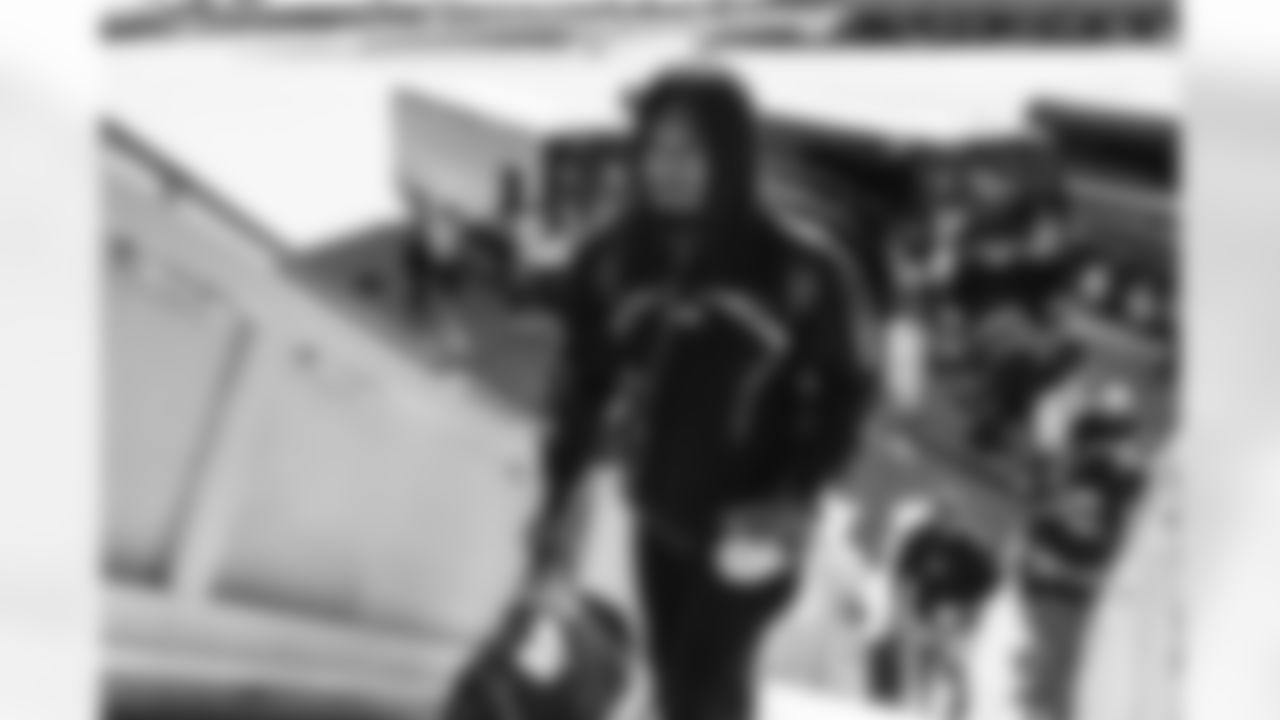 3 S Kam Curl travels to Atlanta for Monday Night Football vs. Falcons