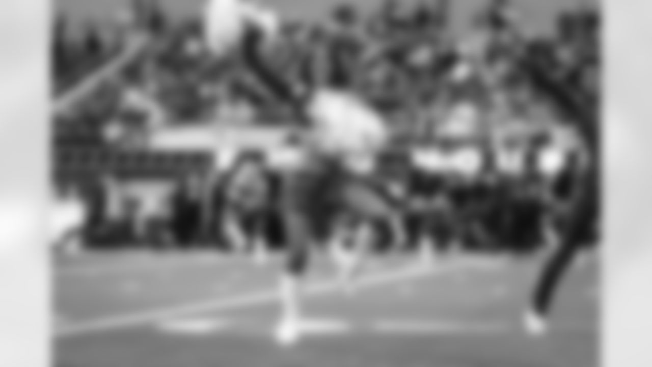 The Los Angeles Rams take on the Detroit Lions in week 15 of the 2025 NFL regular season.